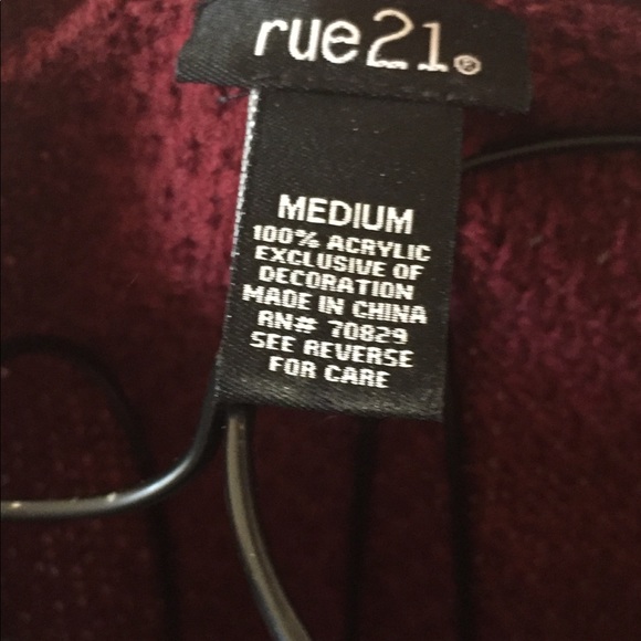 Rue 21 burgundy sweater - size M - Picture 2 of 4